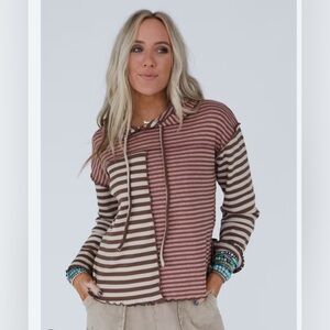 Orla Striped Hoodie Top in Mauve. Size Medium. NWT